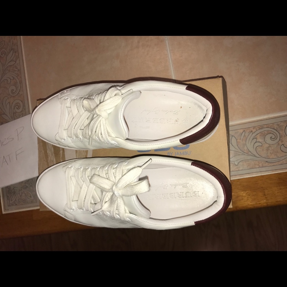 Burberry Sneakers Sz 41 - Picture 7 of 7